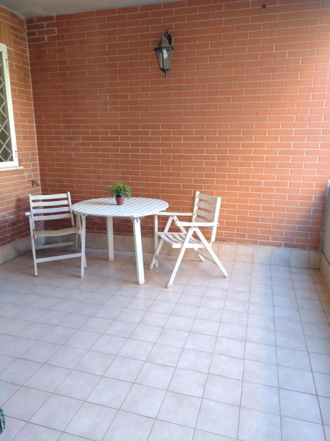Appartamento Con Due Camere Pressi Eur Rome Exterior photo